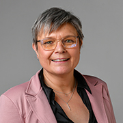 Portaitfoto von Angelika Dorgeist